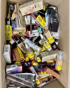 200 UNITS MIXED COSMETIC PALLET